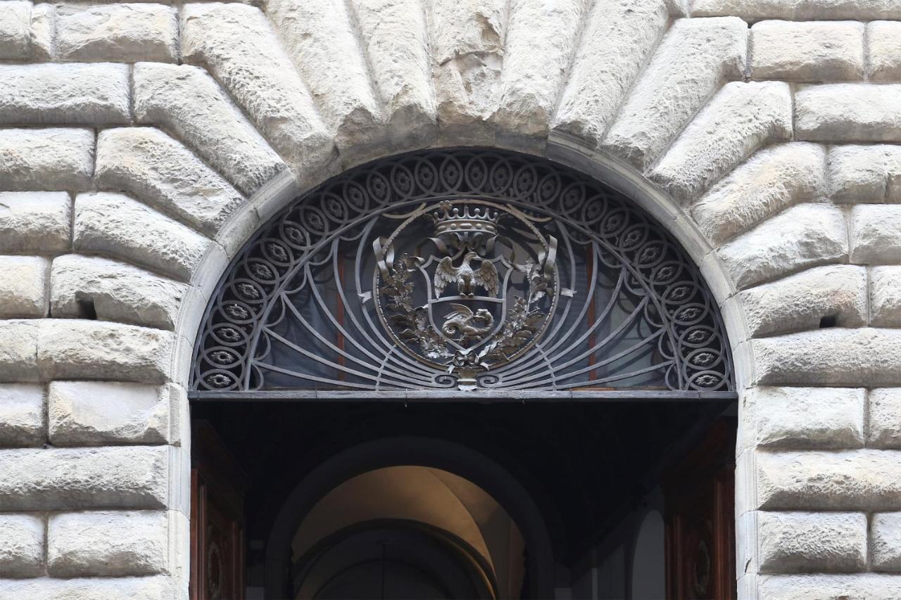 Apt. Perla - Pauline Suites, Palazzo Borghese Florence Luaran gambar